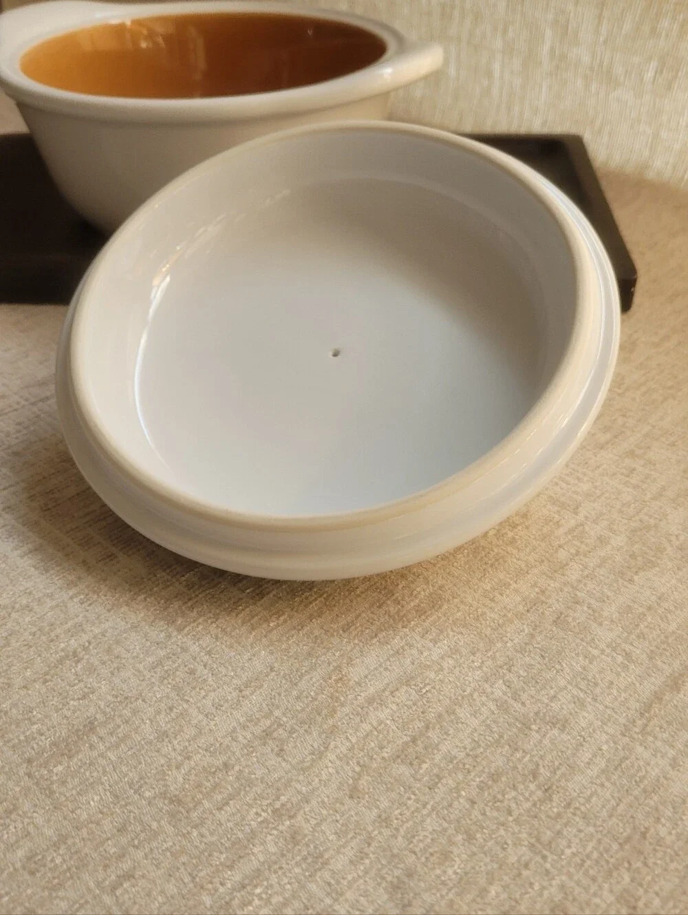 Pampered Chef Cream Ceramic Covered Casserole Dish. 3 Cup Brie Cooker